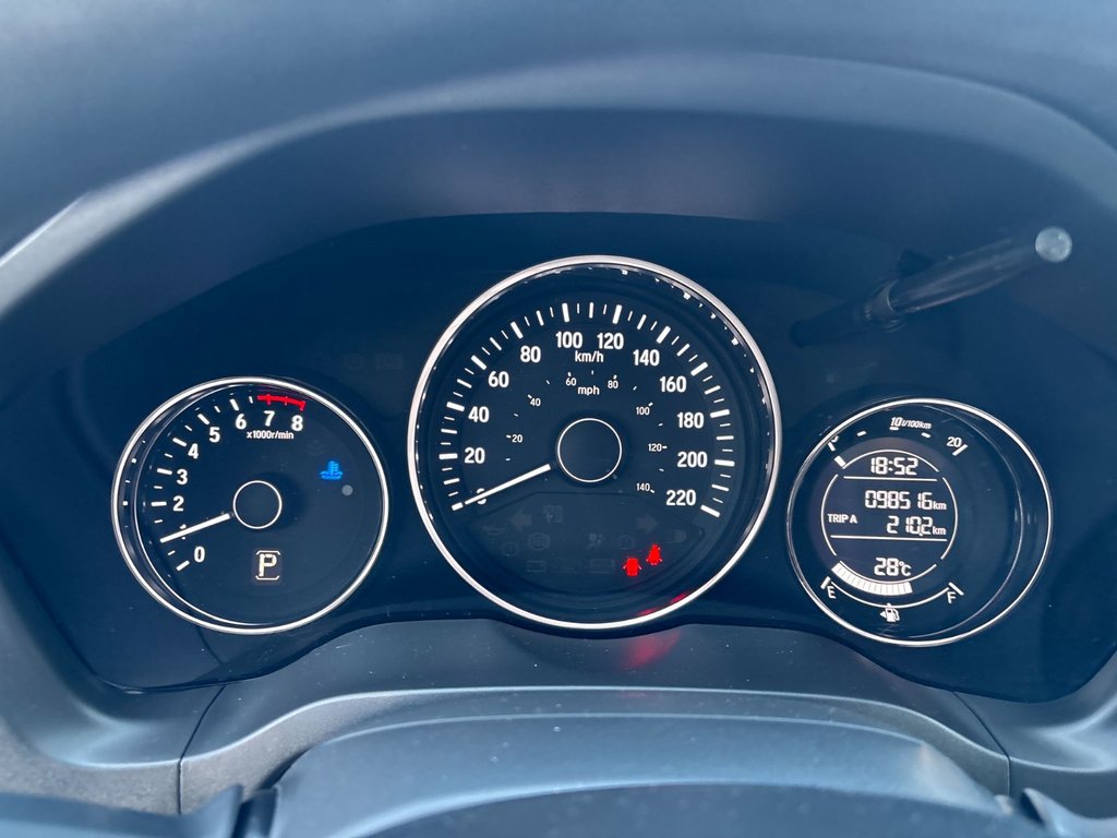 2018 Honda HR-V LX in Pointe-Aux-Trembles, Quebec - 14 - w1024h768px