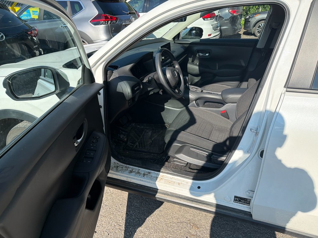 2024 Honda HR-V LX-B in Pointe-Aux-Trembles, Quebec - 11 - w1024h768px