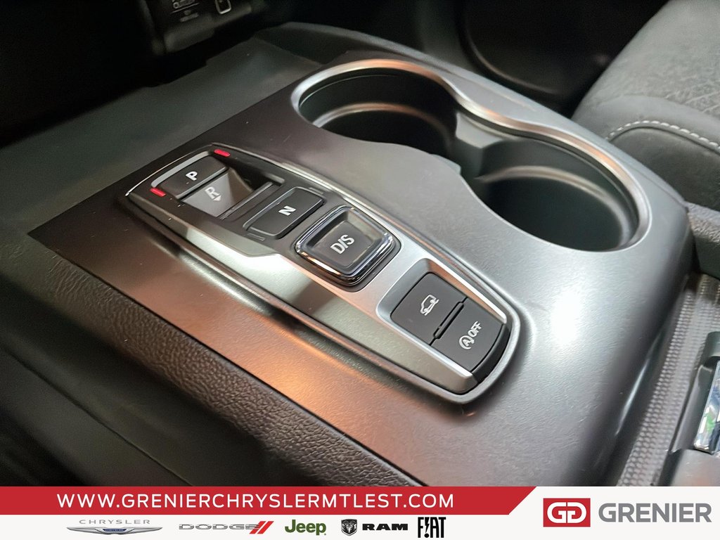 2023 Honda Passport SPORT + AWD + TOIT OUVRANT in Pointe-Aux-Trembles, Quebec - 13 - w1024h768px