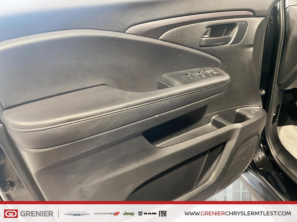 Honda Passport SPORT + AWD + TOIT OUVRANT 2023 à Pointe-Aux-Trembles, Québec - 10 - w1024h768px