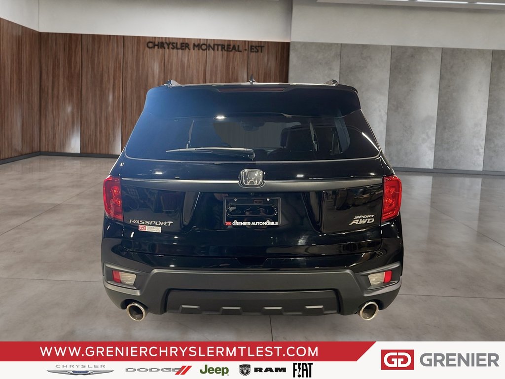 2023 Honda Passport SPORT + AWD + TOIT OUVRANT in Pointe-Aux-Trembles, Quebec - 3 - w1024h768px