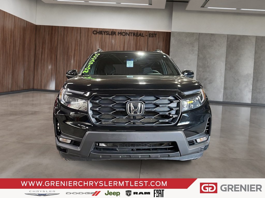 2023 Honda Passport SPORT + AWD + TOIT OUVRANT in Pointe-Aux-Trembles, Quebec - 2 - w1024h768px