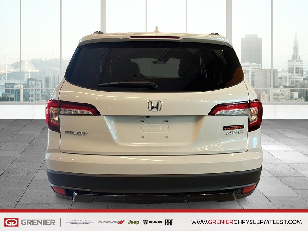 Honda Pilot TRAILSPORT + AWD + 8 PASSAGERS 2022 à Pointe-Aux-Trembles, Québec - 3 - w1024h768px
