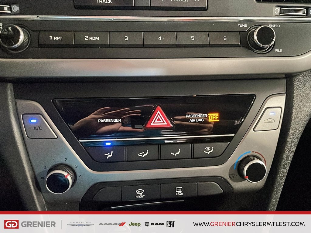 Hyundai Elantra LE + AUTOMATIQUE 2017 à Pointe-Aux-Trembles, Québec - 15 - w1024h768px
