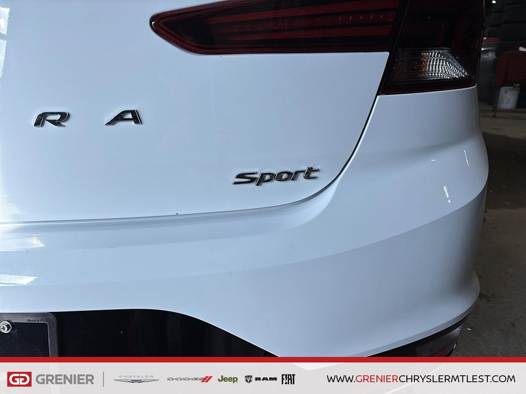 Hyundai Elantra SPORT + GROUPE ELECTRIQUE + TOIT OUVRANT 2019 à Pointe-Aux-Trembles, Québec - 4 - w1024h768px