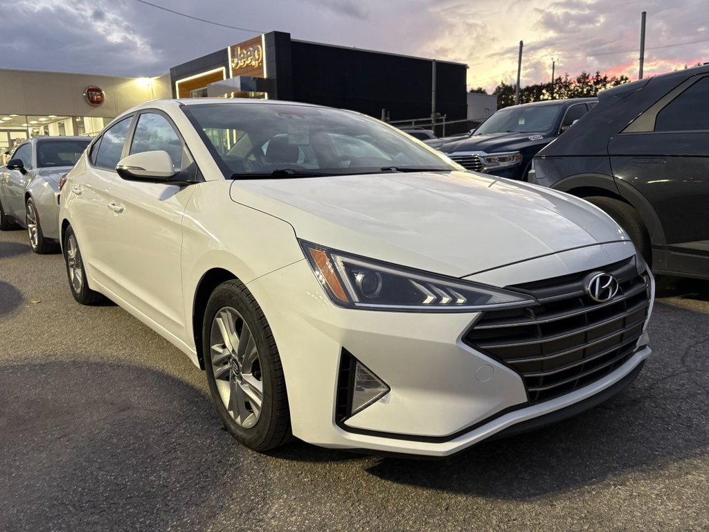 2019 Hyundai Elantra PREFFERED+TOIT in Pointe-Aux-Trembles, Quebec - 2 - w1024h768px
