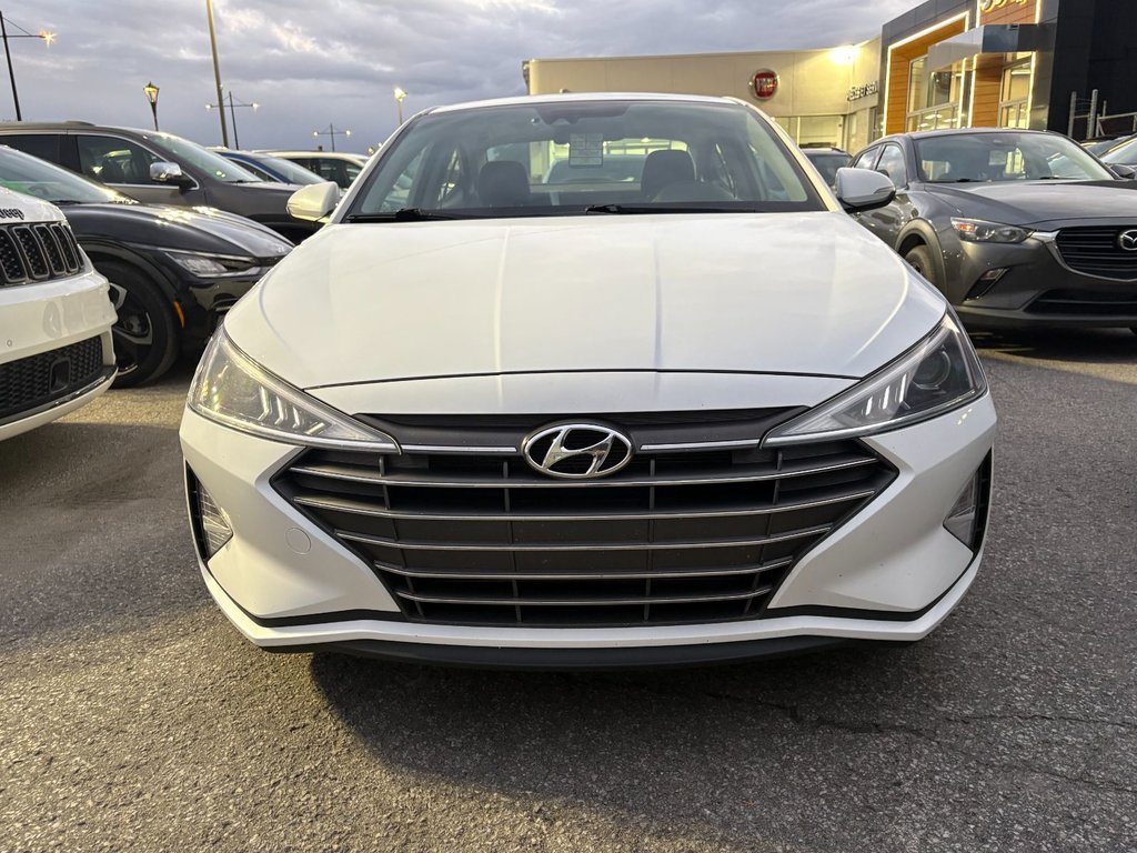 2019 Hyundai Elantra PREFFERED+TOIT in Pointe-Aux-Trembles, Quebec - 4 - w1024h768px