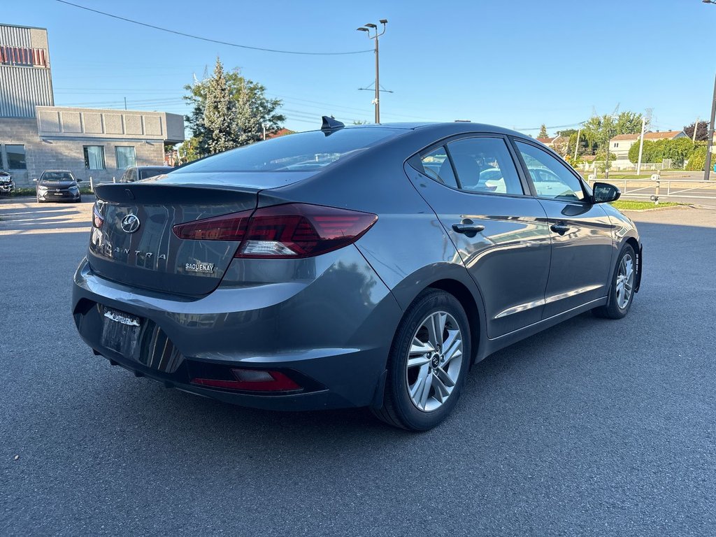 2020 Hyundai Elantra Preferred in Pointe-Aux-Trembles, Quebec - 11 - w1024h768px