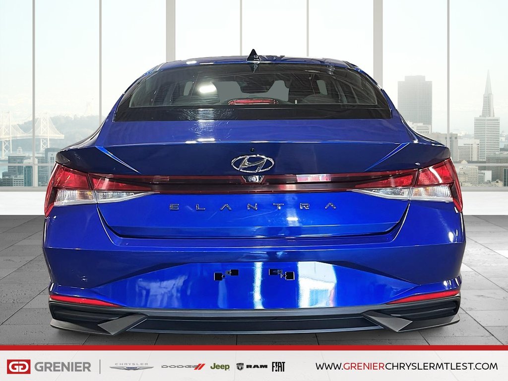 2023 Hyundai Elantra PREFERRED + DEMARREUR + CARPLAY in Pointe-Aux-Trembles, Quebec - 3 - w1024h768px