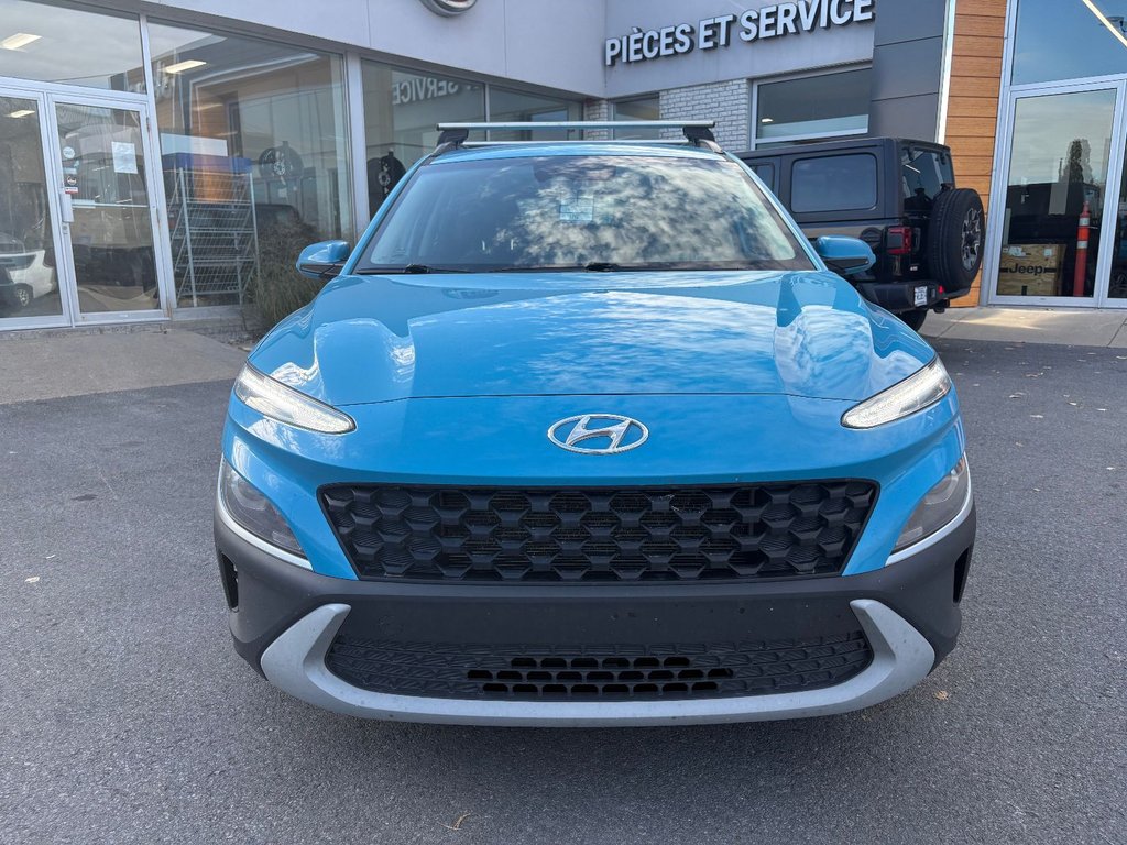 Hyundai Kona Essential 2022 à Pointe-Aux-Trembles, Québec - 2 - w1024h768px