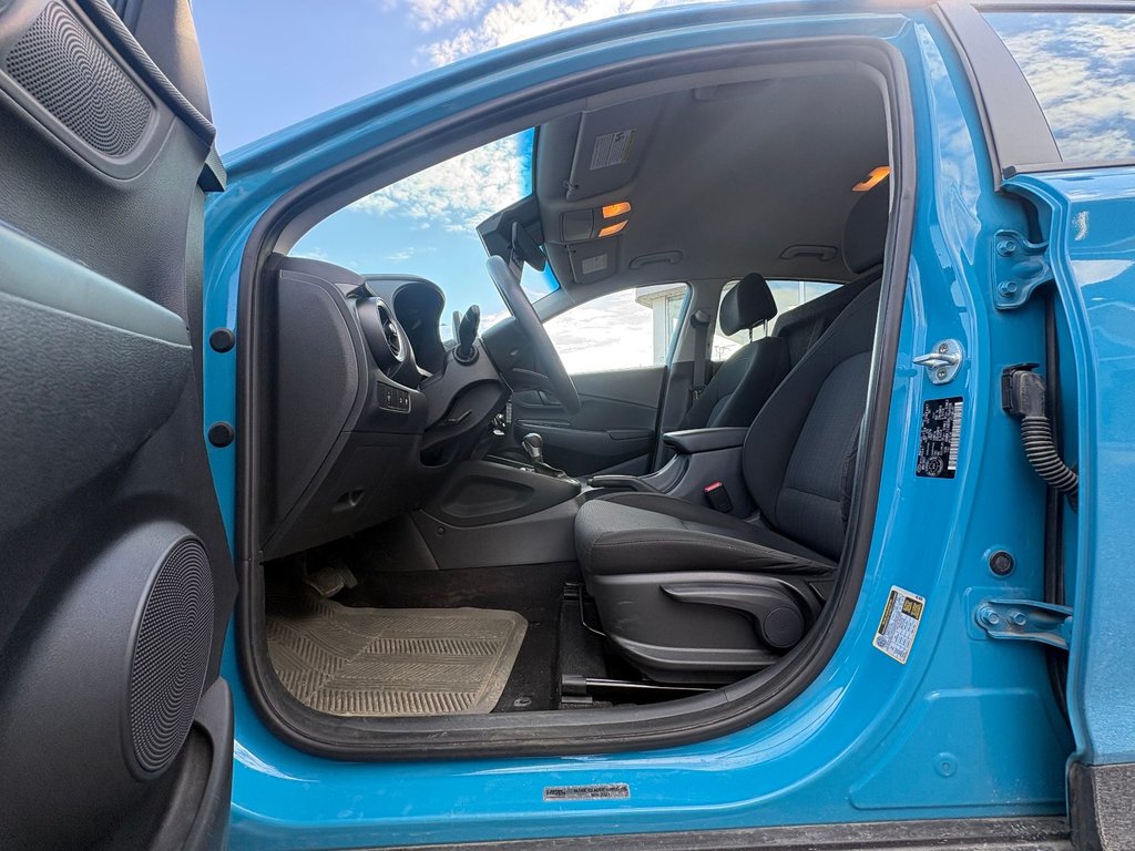 Hyundai Kona Essential 2022 à Pointe-Aux-Trembles, Québec - 9 - w1024h768px