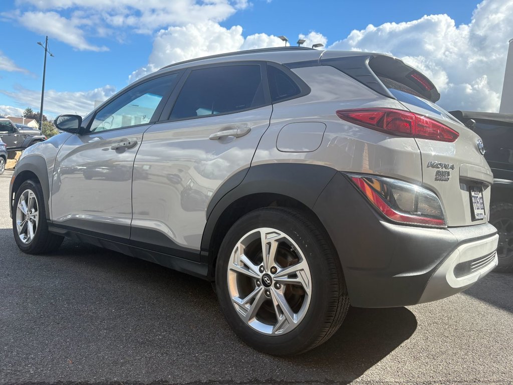 2023 Hyundai Kona Preferred in Pointe-Aux-Trembles, Quebec - 3 - w1024h768px