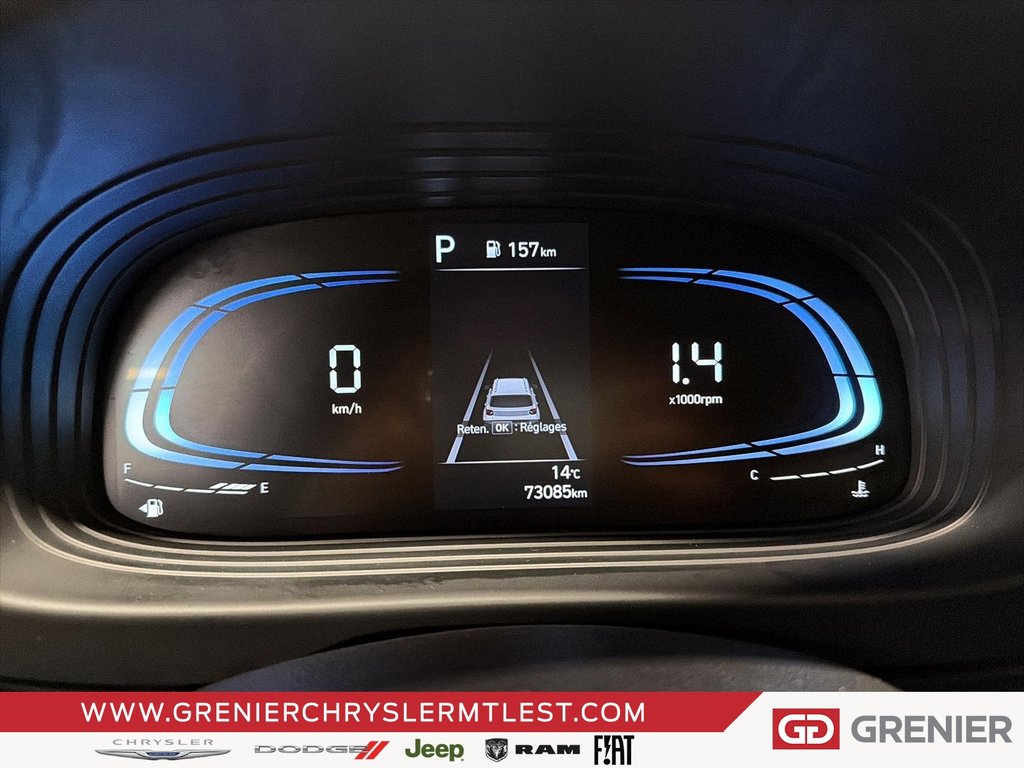 2024 Hyundai Venue PREFERRED + T/A + DEMARREUR + CARPLAY in Pointe-Aux-Trembles, Quebec - 12 - w1024h768px