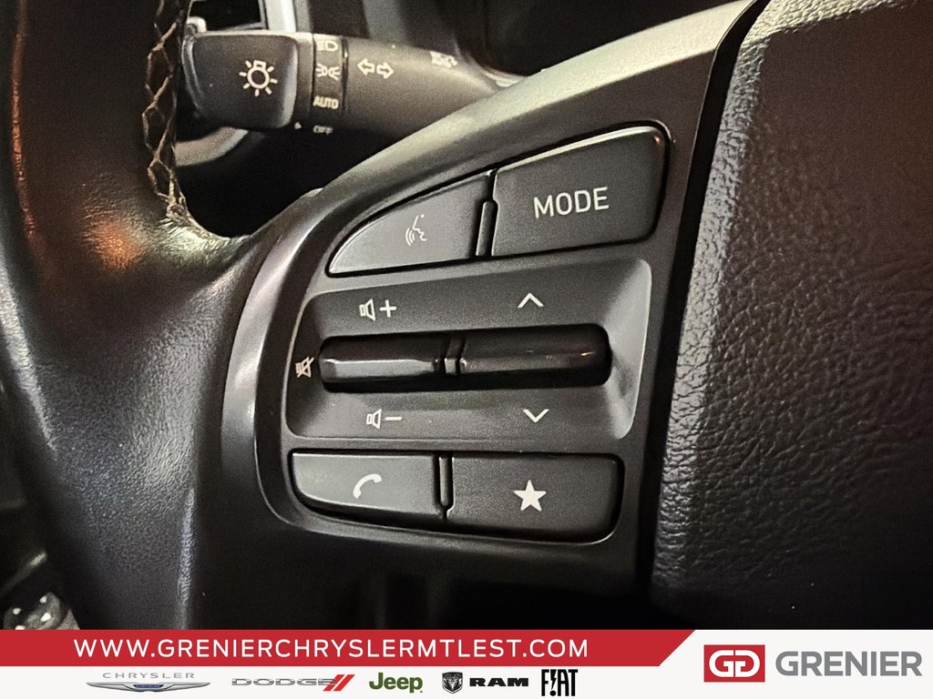 2024 Hyundai Venue PREFERRED + T/A + DEMARREUR + CARPLAY in Pointe-Aux-Trembles, Quebec - 11 - w1024h768px