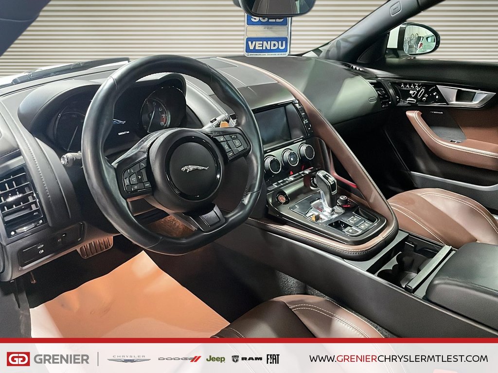 Jaguar F-TYPE V6 S + RWD + CUIR + TOIT OUVRANT 2015 à Pointe-Aux-Trembles, Québec - 10 - w1024h768px