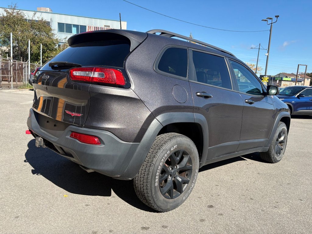 Jeep Cherokee Trailhawk 2018 à Pointe-Aux-Trembles, Québec - 10 - w1024h768px