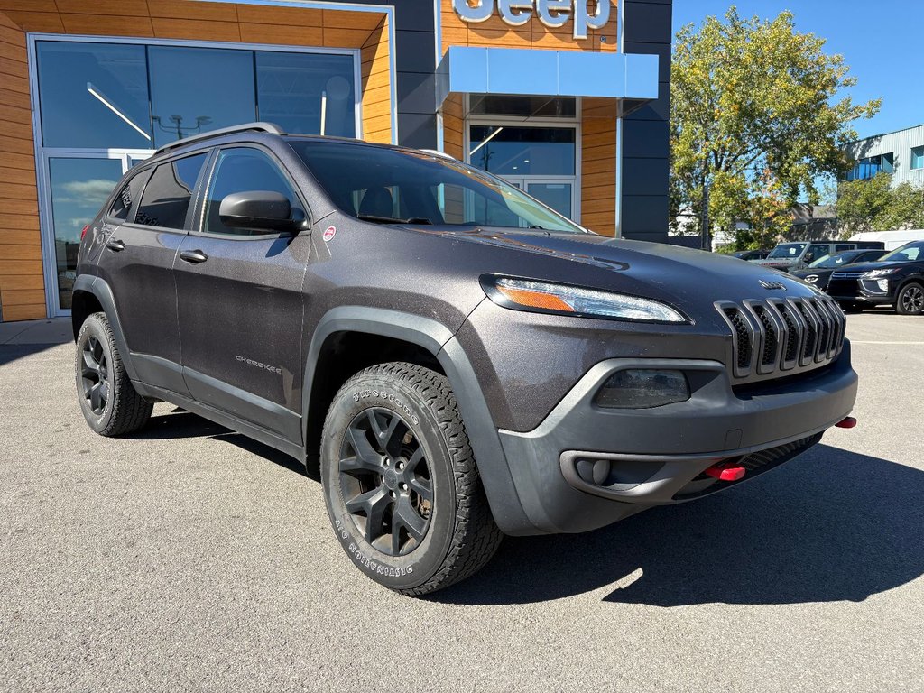 Jeep Cherokee Trailhawk 2018 à Pointe-Aux-Trembles, Québec - 11 - w1024h768px