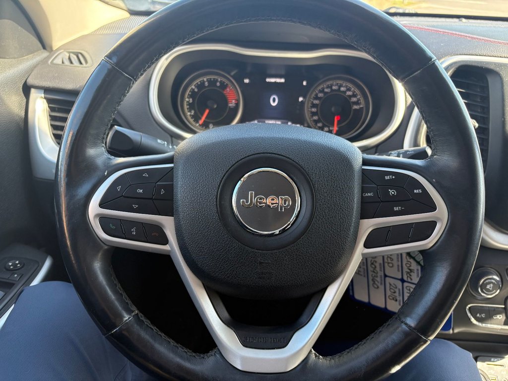 Jeep Cherokee Trailhawk 2018 à Pointe-Aux-Trembles, Québec - 20 - w1024h768px