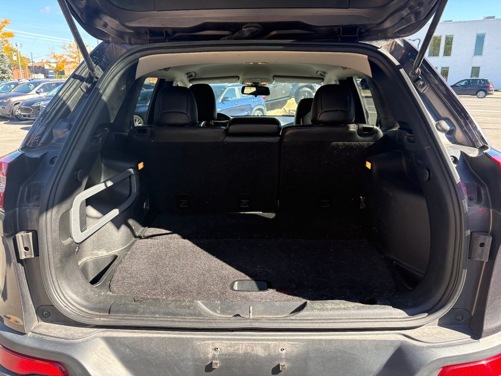 Jeep Cherokee Trailhawk 2018 à Pointe-Aux-Trembles, Québec - 14 - w1024h768px