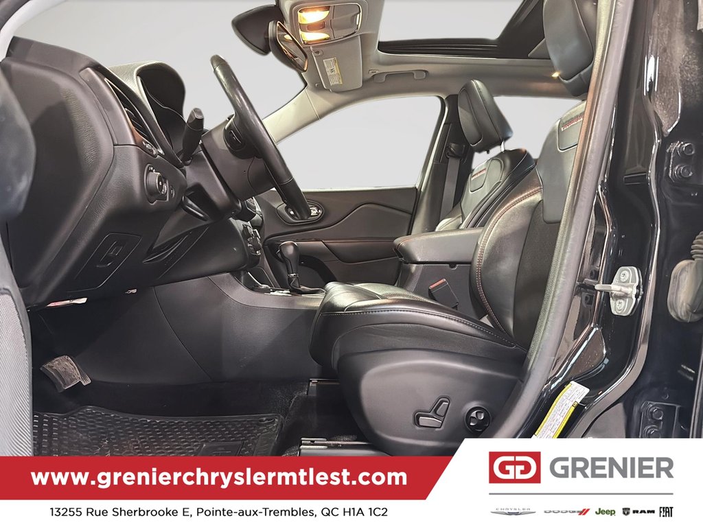 Jeep Cherokee Trailhawk 2019 à Pointe-Aux-Trembles, Québec - 7 - w1024h768px
