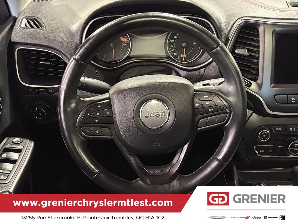 2019 Jeep Cherokee Trailhawk Elite in Pointe-Aux-Trembles, Quebec - 14 - w1024h768px