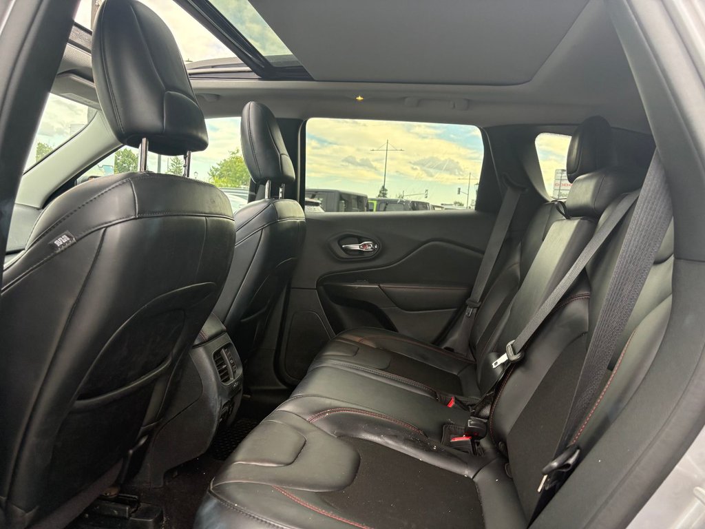Jeep Cherokee Trailhawk 2020 à Pointe-Aux-Trembles, Québec - 21 - w1024h768px