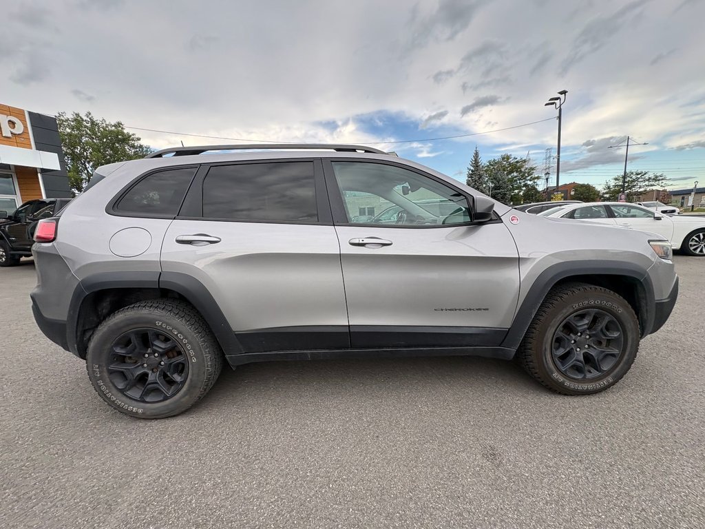 Jeep Cherokee Trailhawk 2020 à Pointe-Aux-Trembles, Québec - 3 - w1024h768px