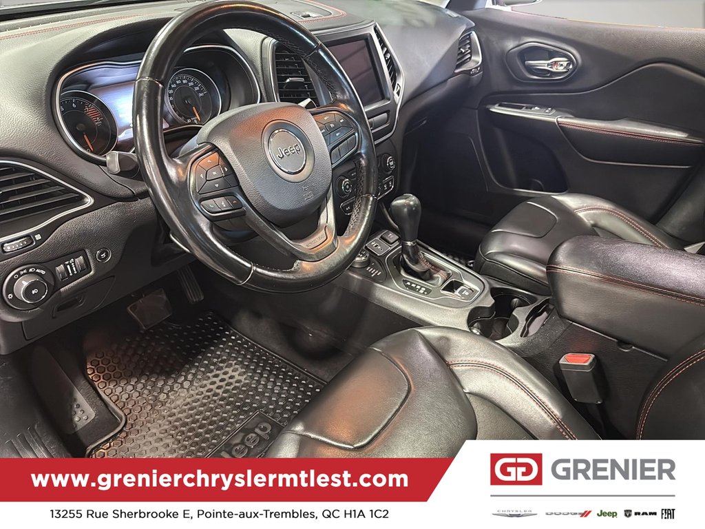 2020 Jeep Cherokee Trailhawk in Pointe-Aux-Trembles, Quebec - 13 - w1024h768px