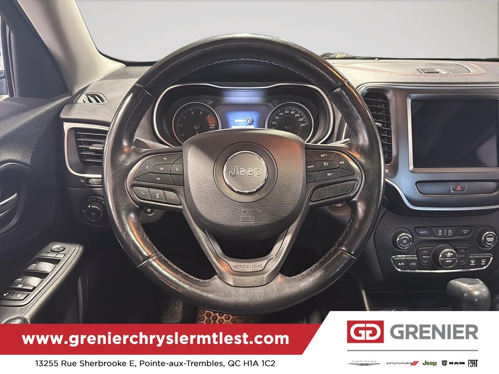 2020 Jeep Cherokee Trailhawk in Pointe-Aux-Trembles, Quebec - 14 - w1024h768px