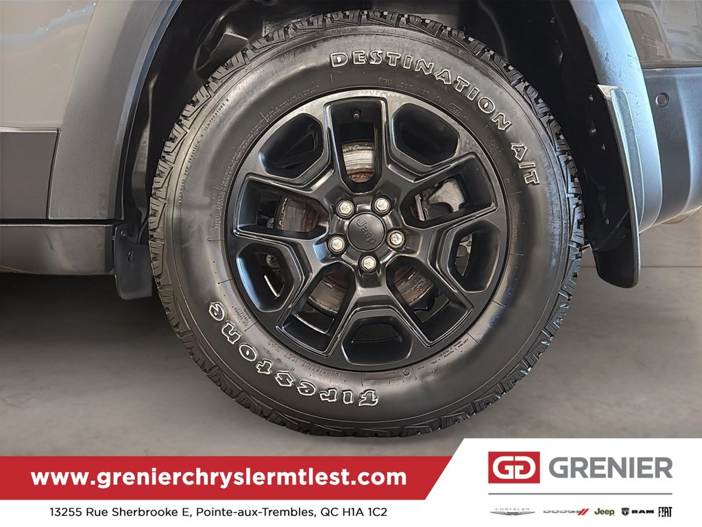 2022 Jeep Cherokee Trailhawk Elite in Pointe-Aux-Trembles, Quebec - 5 - w1024h768px