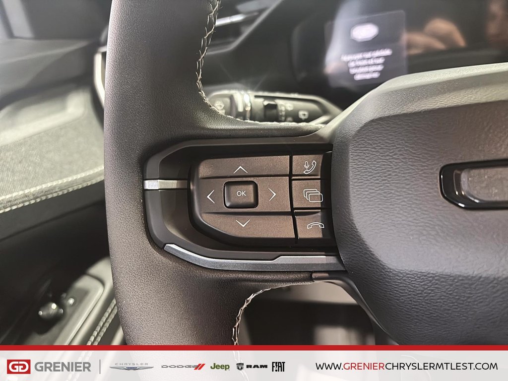 Jeep Cherokee LAREDO 2026 à Pointe-Aux-Trembles, Québec - 11 - w1024h768px