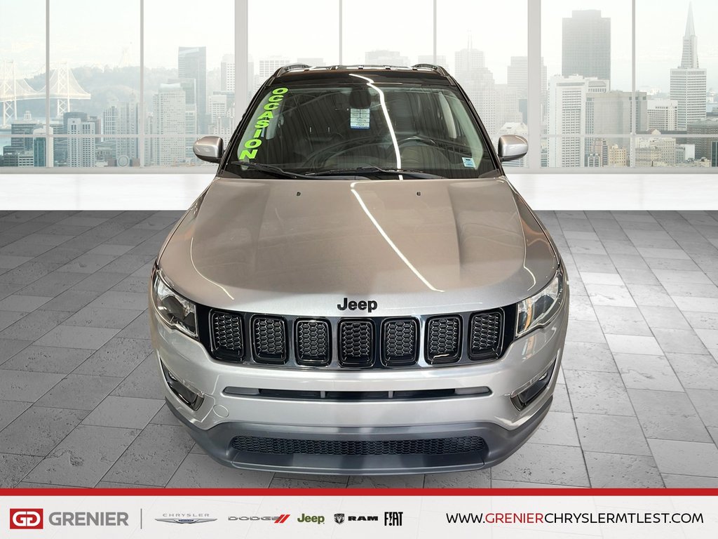 Jeep Compass NORTH + 4X4 + BLACK ROOF + ENSEMBLE NAVIGATION 2018 à Pointe-Aux-Trembles, Québec - 2 - w1024h768px