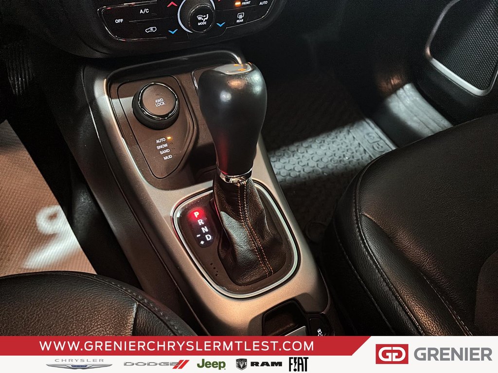 Jeep Compass NORTH + 4X4 + ATTELAGE DE REMORQUE 2018 à Pointe-Aux-Trembles, Québec - 13 - w1024h768px