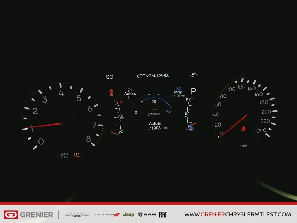 Jeep Compass NORTH + 4X4 + ATTELAGE DE REMORQUE 2018 à Pointe-Aux-Trembles, Québec - 12 - w1024h768px