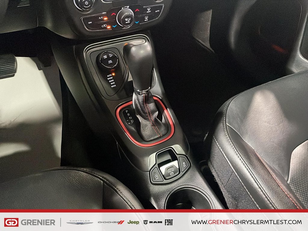 Jeep Compass TRAILHAWK + 4X4 + TOIT OUVRANT PANO 2019 à Pointe-Aux-Trembles, Québec - 11 - w1024h768px