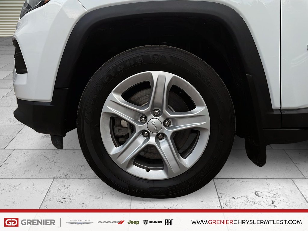 Jeep Compass SPORT + 4X4 + CARPLAY 2024 à Pointe-Aux-Trembles, Québec - 6 - w1024h768px