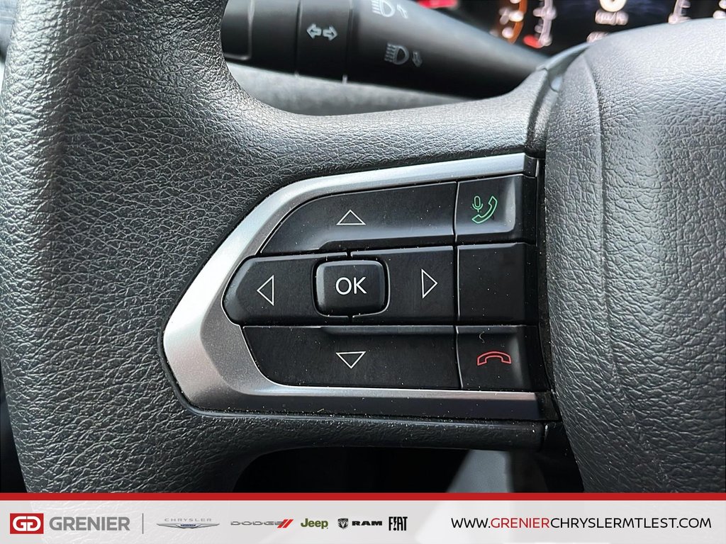 Jeep Compass SPORT + 4X4 + CARPLAY 2024 à Pointe-Aux-Trembles, Québec - 11 - w1024h768px