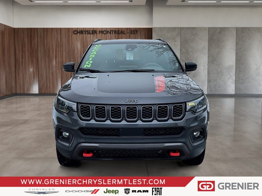 Jeep Compass TRAILHAWK + 4X4 + TOIT OUVRANT PANO 2024 à Pointe-Aux-Trembles, Québec - 2 - w1024h768px