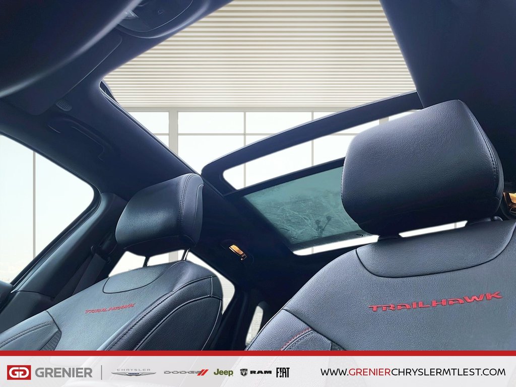 Jeep Compass TRAILHAWK + 4X4 + TOIT OUVRANT PANO 2024 à Pointe-Aux-Trembles, Québec - 13 - w1024h768px