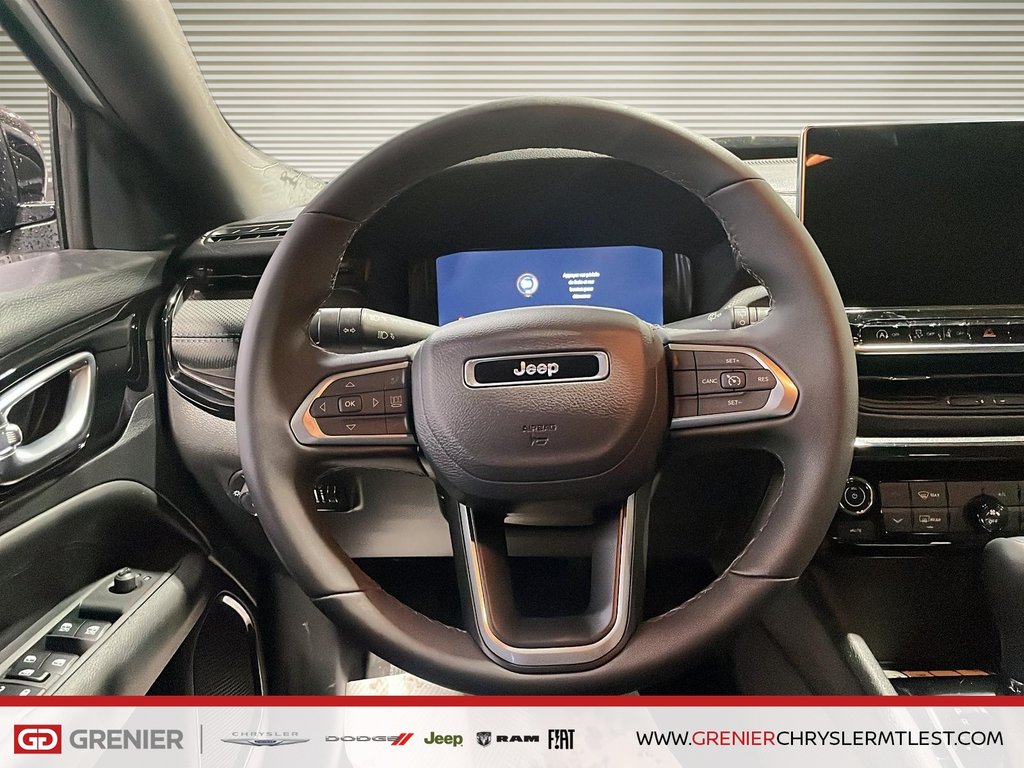 2025 Jeep Compass Altitude in Pointe-Aux-Trembles, Quebec - 10 - w1024h768px