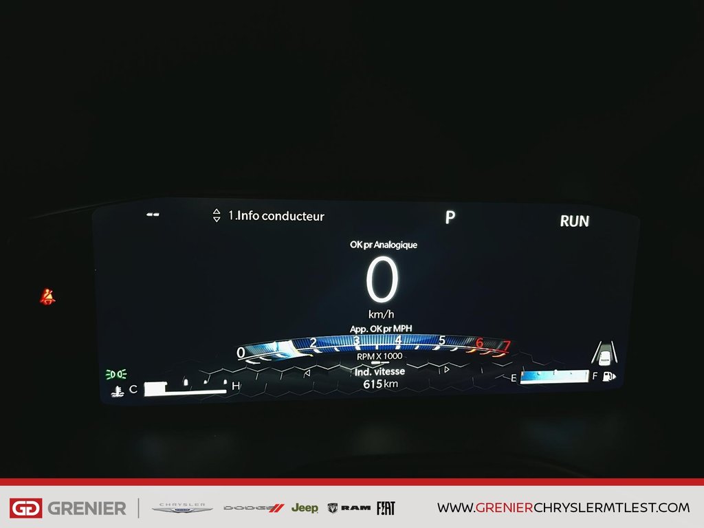 2025 Jeep Compass Altitude in Pointe-Aux-Trembles, Quebec - 11 - w1024h768px