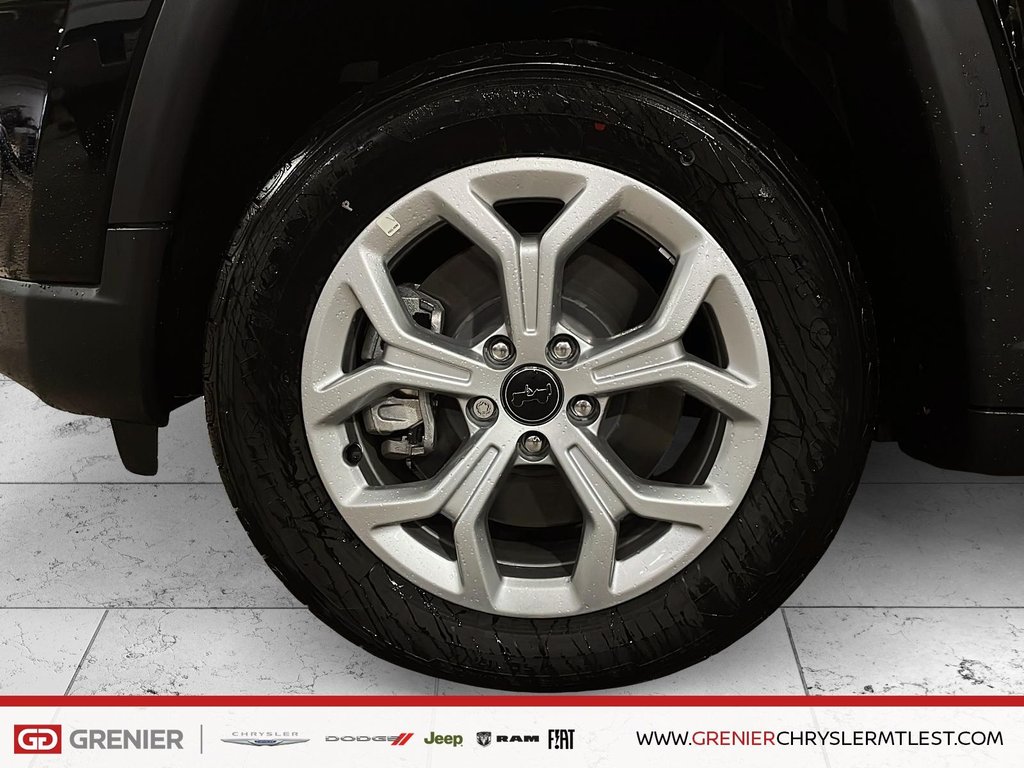 Jeep Compass North 2025 à Pointe-Aux-Trembles, Québec - 6 - w1024h768px