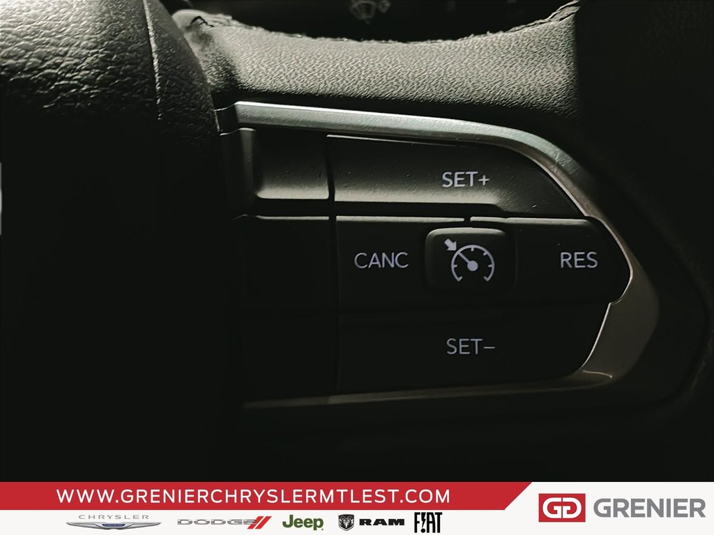 2025 Jeep Compass North in Pointe-Aux-Trembles, Quebec - 10 - w1024h768px