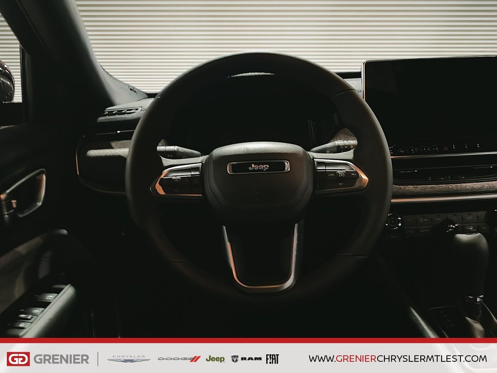 Jeep Compass North 2025 à Pointe-Aux-Trembles, Québec - 9 - w1024h768px
