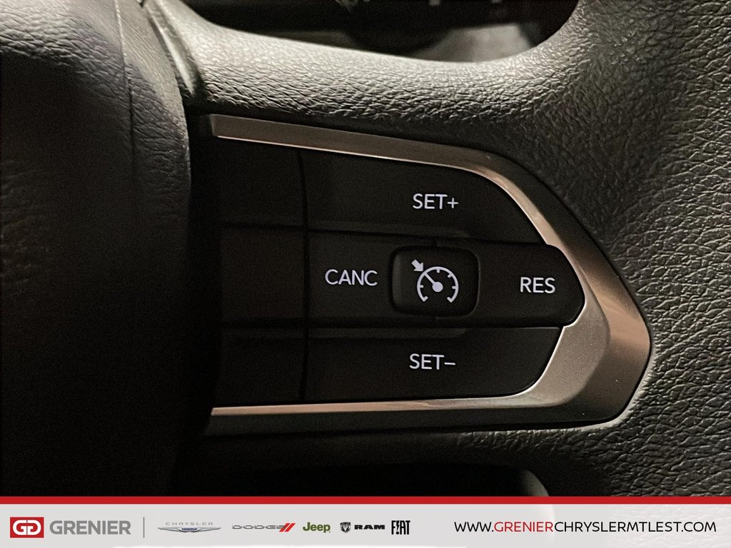 2026 Jeep Compass SPORT in Pointe-Aux-Trembles, Quebec - 10 - w1024h768px