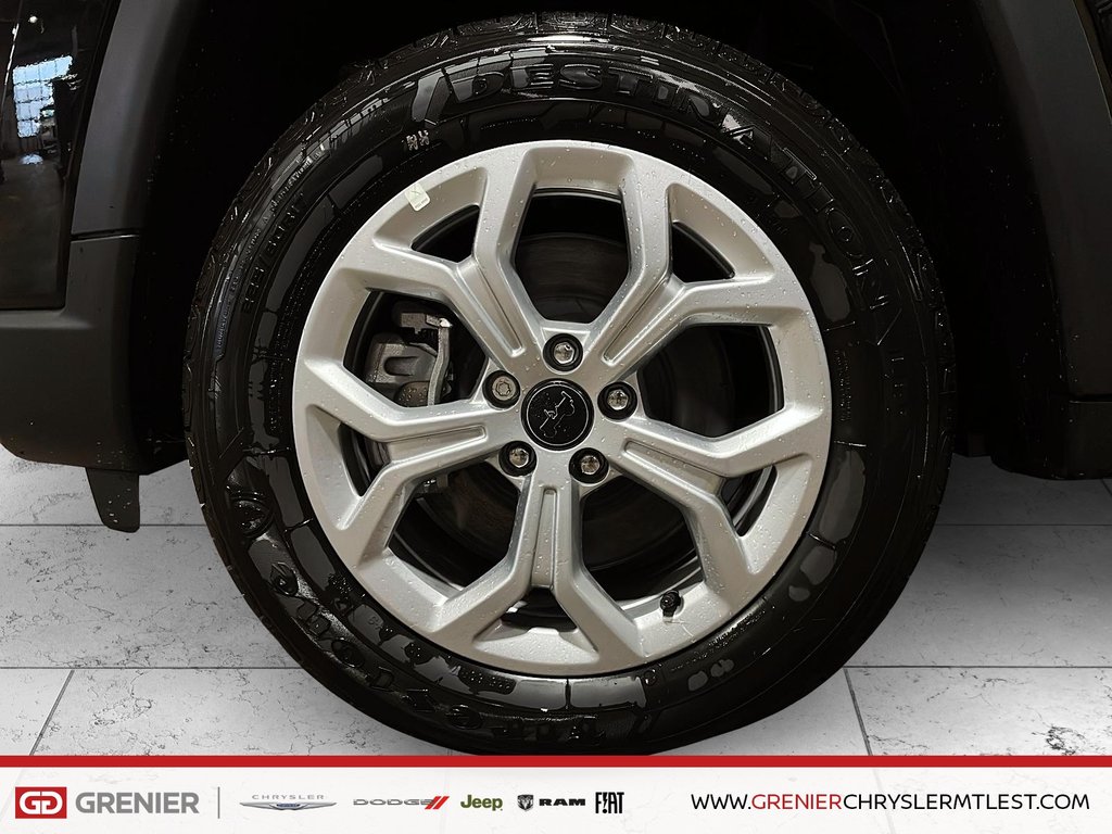 2026 Jeep Compass SPORT in Pointe-Aux-Trembles, Quebec - 6 - w1024h768px