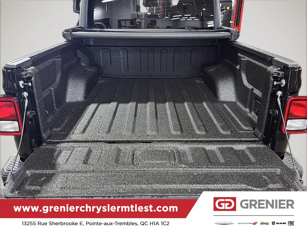 2026 Jeep Gladiator SPORT S in Pointe-Aux-Trembles, Quebec - 13 - w1024h768px
