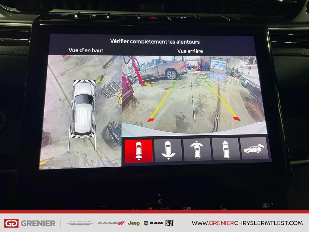 2022 Jeep Grand Cherokee 4XE TRAILHAWK + PHEV + 4X4 + TOIT OUVRANT PANO in Pointe-Aux-Trembles, Quebec - 13 - w1024h768px