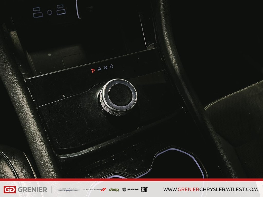 2023 Jeep Grand Cherokee L ALTITUDE + 4X4 +V6 3.6L in Pointe-Aux-Trembles, Quebec - 14 - w1024h768px