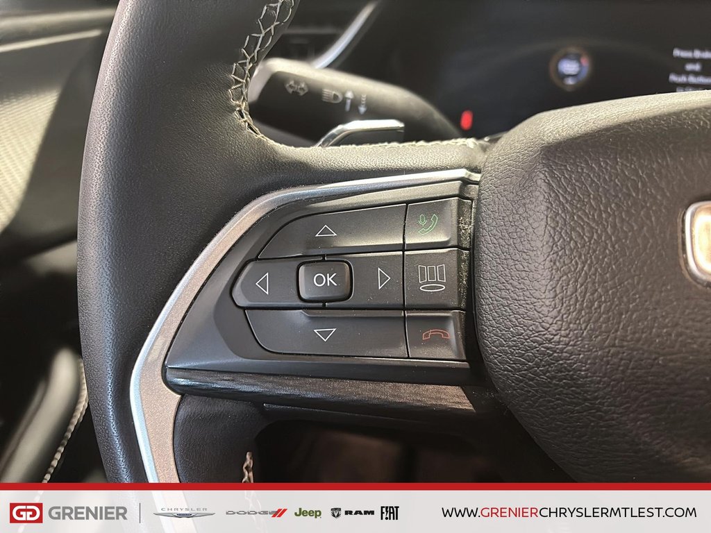 2023 Jeep Grand Cherokee L ALTITUDE + 4X4 +V6 3.6L in Pointe-Aux-Trembles, Quebec - 12 - w1024h768px
